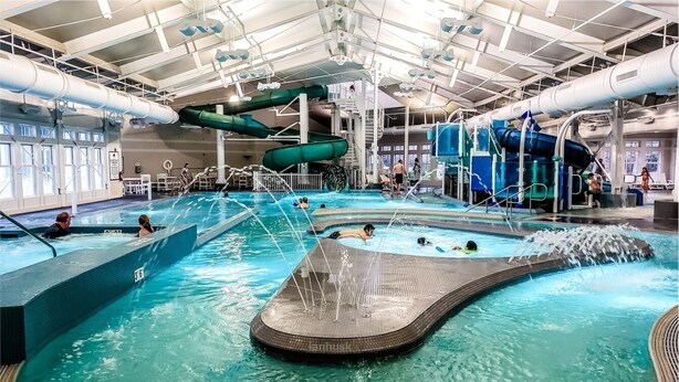Indoor pool, outdoor pool - Beachwoods - 2BR/3BA - Great Pools and Amenities! (Kitty Hawk)