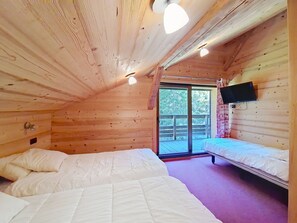 4 bedrooms