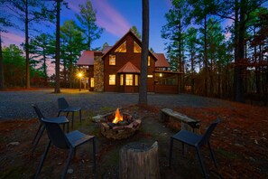 Property grounds - Happy Copper Top · Rustic Cabin: Hot Tub, Expansive Deck, & Fire Pit (Broken Bow)