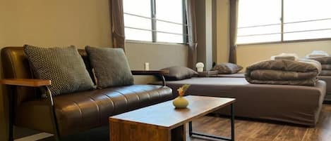 Departamento básico, para no fumadores, cocina | Escritorio, espacio para trabajar con laptop y wifi gratis