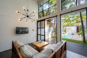 Villa, 2 chambres, vue piscine | Coin séjour