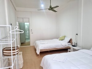 2 bedrooms, iron/ironing board, WiFi, bed sheets - Haus Sathorn Pier: Cozy 2-Bedroom Retreat, 5 Minutes to BTS City Center (Krung Thep Maha Nakhon)