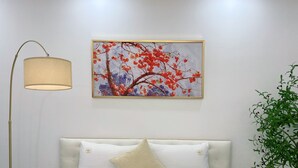 Comfort Room, 1 King Bed, Non Smoking, Shared Bathroom | Desk, laptop workspace, WiFi (free), bed sheets - Grand C Homestay (Hanoi)