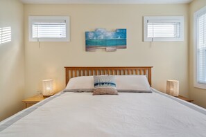 3 bedrooms, iron/ironing board, travel crib, free WiFi