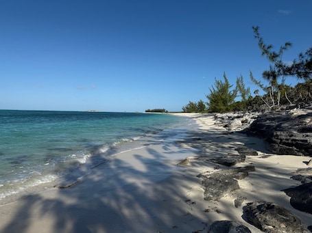 Sun-loungers, beach towels. Cottage 5 - Charming Secluded Cottage, Large pool, Tennis, Private Community