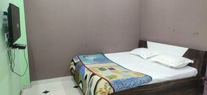 Deluxe Double Room, Non Smoking - Shree Vishvakarma Resorts (Taranagar)
