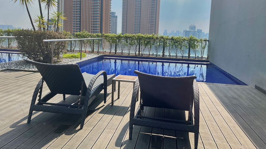 Bintang Fairlane by Manhattan Group