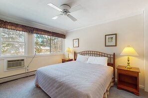 3 chambres, fer et planche à repasser, accès Internet, draps fournis