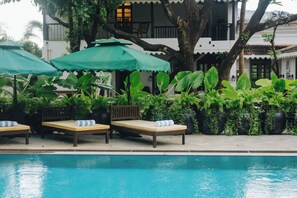 Outdoor pool - The Project Cafe Goa (Aldona)