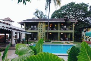 Bahagian luar