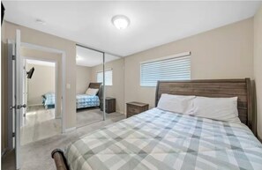 3 bedrooms, iron/ironing board, free WiFi, bed sheets