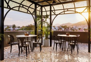 Restaurant - The Keys By Unique Choice Hotels (Udaipur)