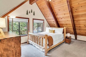 3 bedrooms, desk, iron/ironing board, WiFi - Cozy Kings Beach Vacation Rental with Deck (Kings Beach)