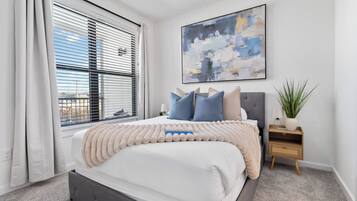 1 habitación, escritorio, tabla de planchar con plancha y wifi gratis