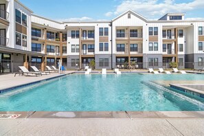 Pool -  Beautiful Pool Front Apartment, New Braunfels/Gruene, TX (New Braunfels)