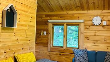 1 多间卧室、办公桌、免费 WiFi