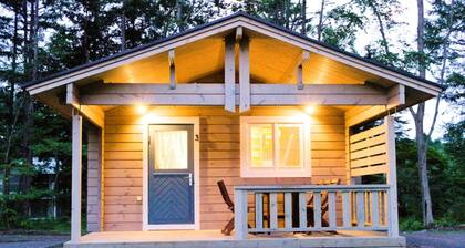 Cabanon utile Living in a small cabin in the fo / Agatsuma County Gunma