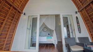 Deluxe Bungalow, Ocean View | Pemandangan pantai/laut