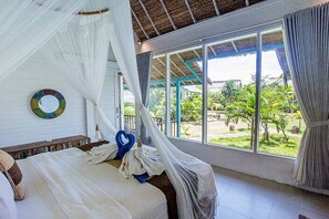 Deluxe Bungalow, 3 Bedrooms, Garden View