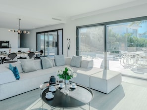 TV - Vacation home Leda by Interhome (Jávea)