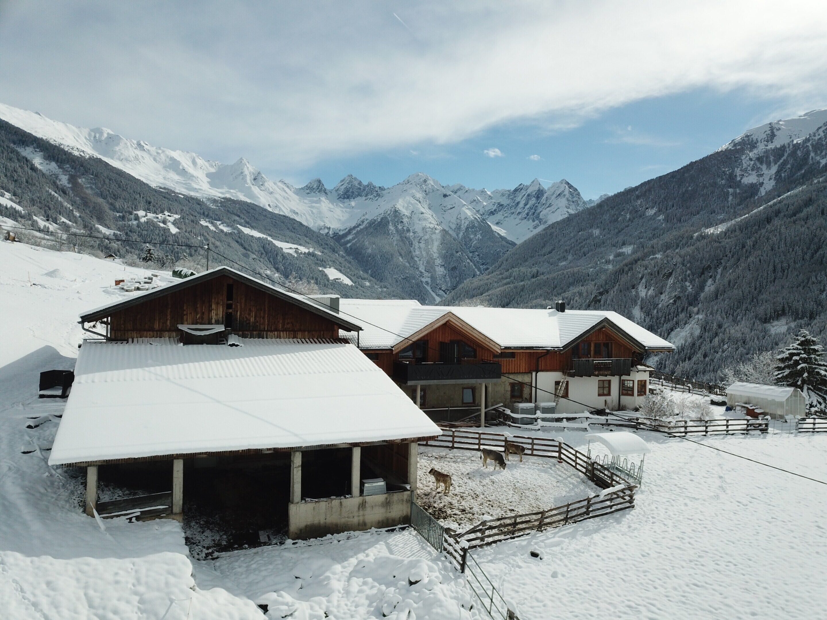 المنشأة من الخارج