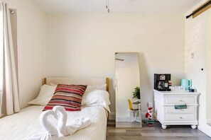 1 soveværelse, skrivebord, strygejern/strygebræt, gratis Wi-Fi