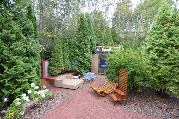 Comfort Apartment, 2 Bedrooms | Property grounds