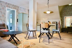 Klassiek appartement, 3 slaapkamers | Dineren