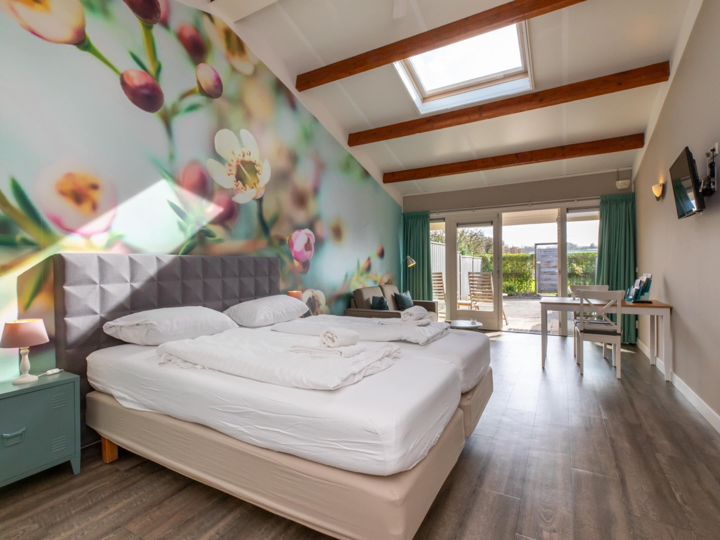 Comfort House, 1 Bedroom | 3 bedrooms, bed sheets