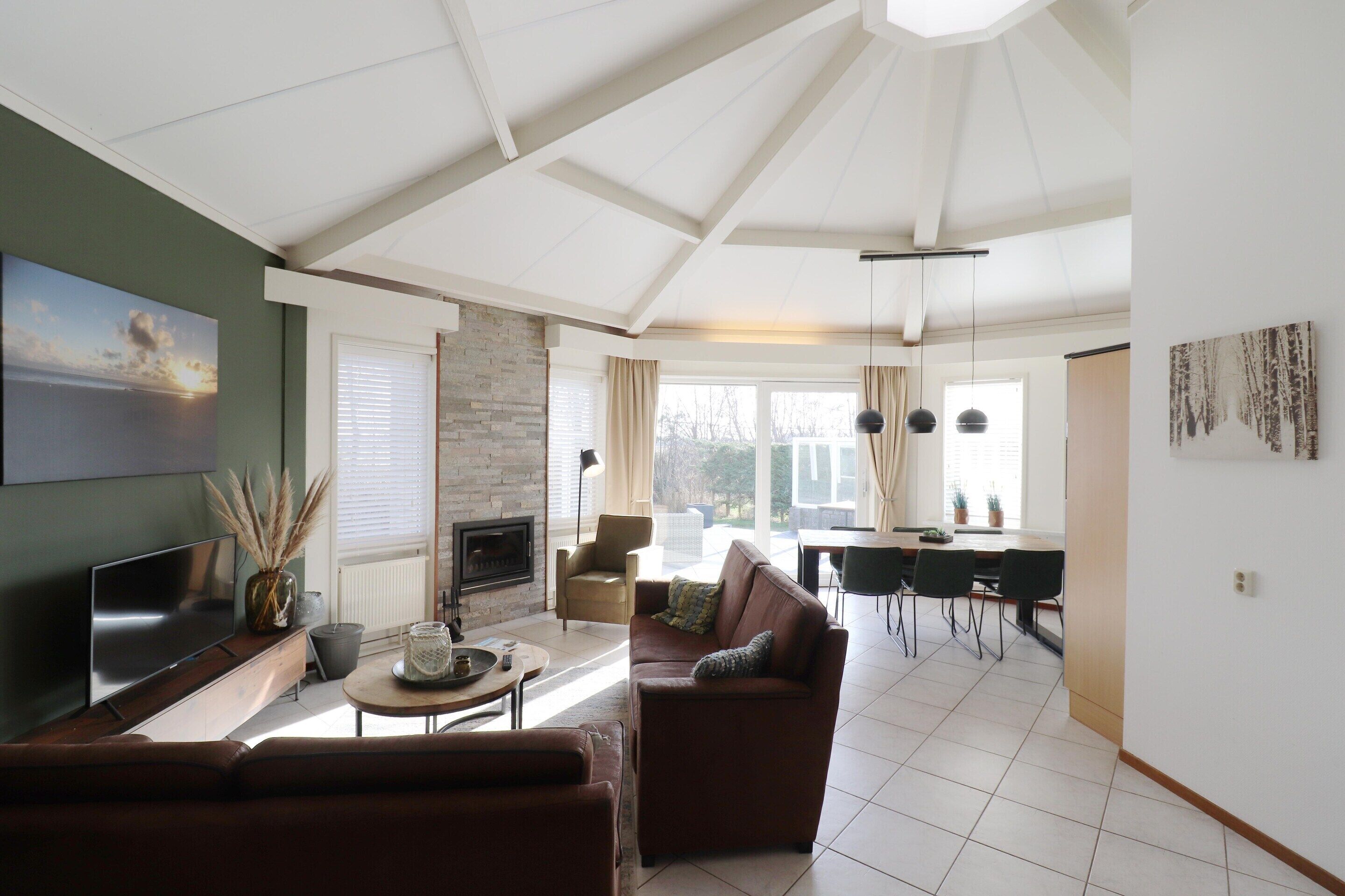 Casa clásica, 3 habitaciones | Sala de estar