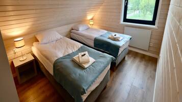 Comfort House, 3 Bedrooms | 12 bedrooms, individually furnished, bed sheets