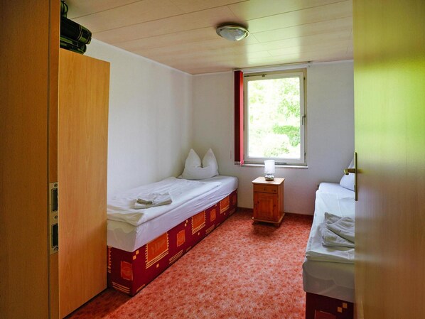 9 bedrooms, individually furnished - Ferienhaus Eldeblick Direkt am Eldeufer in Parchim (Parchim)