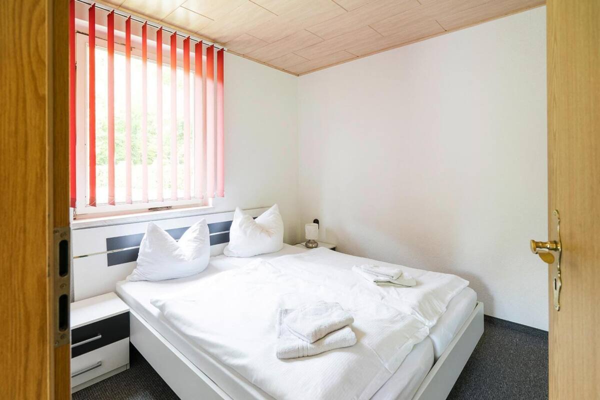 9 bedrooms, individually furnished