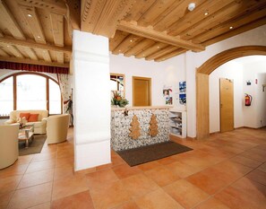 Comfort Apartment, 2 Bedrooms | Reception - Vicky Apartments, Wildschonau-niederau (Wildschönau)