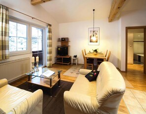 Comfort Apartment, 2 Bedrooms | Living room - Vicky Apartments, Wildschonau-niederau (Wildschönau)