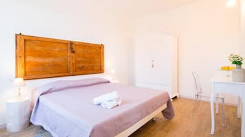 Klassiek appartement, 2 slaapkamers | 10 slaapkamers, individueel gemeubileerd, beddengoed