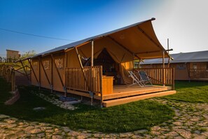 Exterior - Pleasant Tent With Swimming Pool (Fermo)