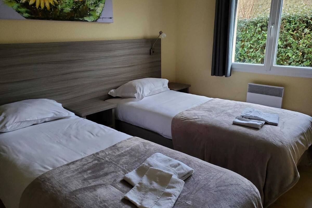 2 chambres, ameublement personnalisé, draps fournis
