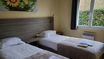 Comfort House, 2 Bedrooms | 18 bedrooms, individually furnished, bed sheets