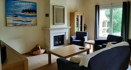 Spacious Villa With Garden and Pool