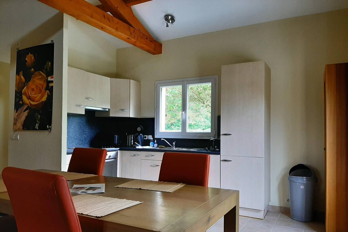 Premium-hus - 2 soveværelser | Stue | Pejs