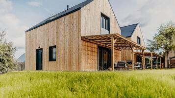 Classic House, 3 Bedrooms | Exterior