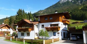 Classic Apartment, 2 Bedrooms | Exterior