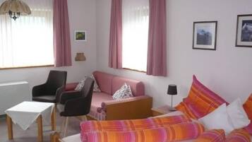 Classic-Apartment, 2 Schlafzimmer | 2 Schlafzimmer, Bettwäsche