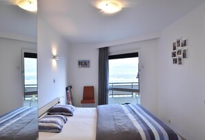 2 soverom, individuelt innredet og strykejern/-brett