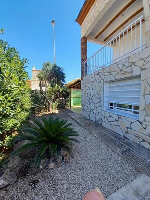 Classic-Apartment, 3 Schlafzimmer | Garten