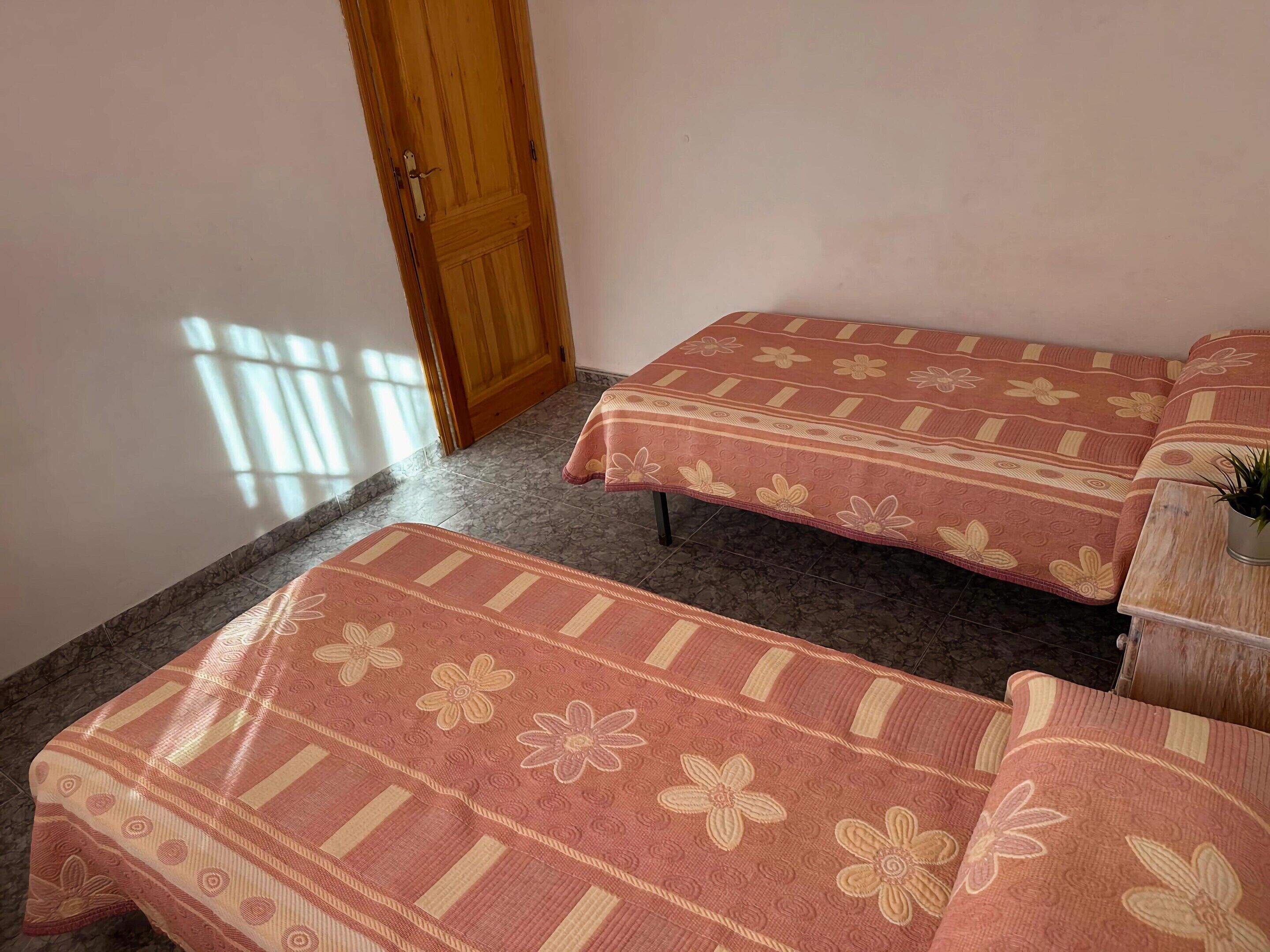 Classic Apartment, 3 Bedrooms | 6 bedrooms, bed sheets