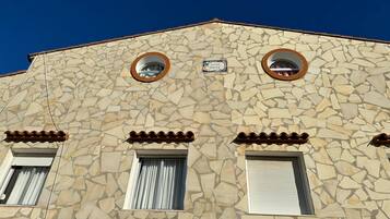 Departamento clásico, 3 habitaciones | Exterior