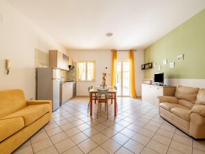 Elite Villa, 3 Bedrooms | Living room