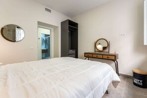 Classic Apartment, 2 Bedrooms | 2 bedrooms